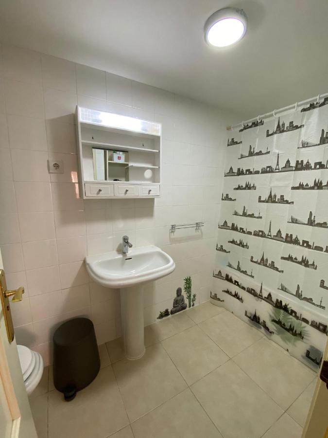 Nice Rooms In A Shared Apartment In The Centre Of Corralejo Habitaciones En Piso Compartido מראה חיצוני תמונה