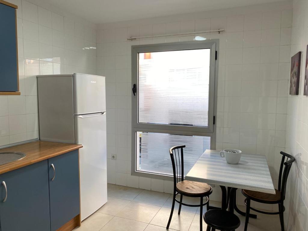 Nice Rooms In A Shared Apartment In The Centre Of Corralejo Habitaciones En Piso Compartido מראה חיצוני תמונה